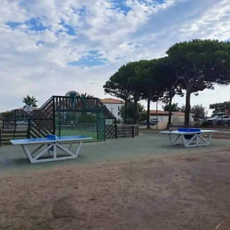 4 A 6 Personnes Le Fripouille * Le Barcarès