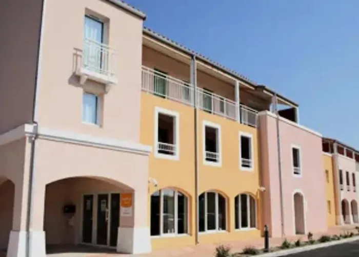 4 A 6 Personnes Le Fripouille Apartamento *